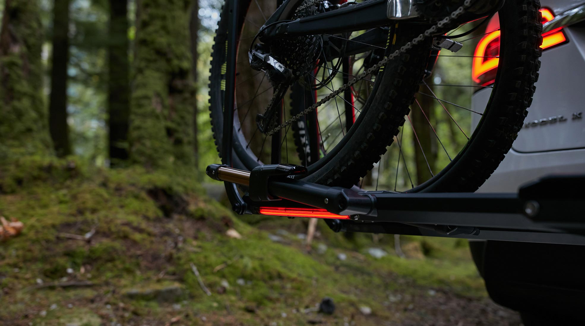 Showcasing Kuat Piston Pro X Bike Rack